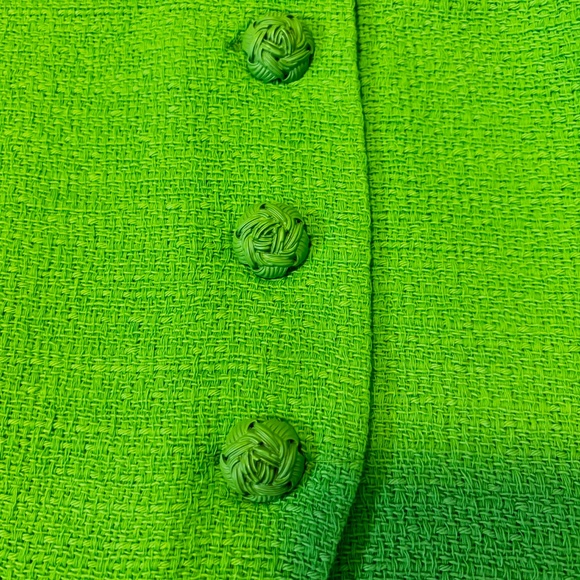 Zara neon green boucle buttoned textured mini skirt NWT - Picture 4 of 11